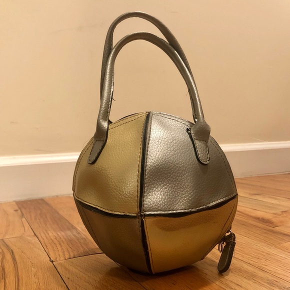 Silver & Gold mini colorblock round bag - Picture 8 of 8